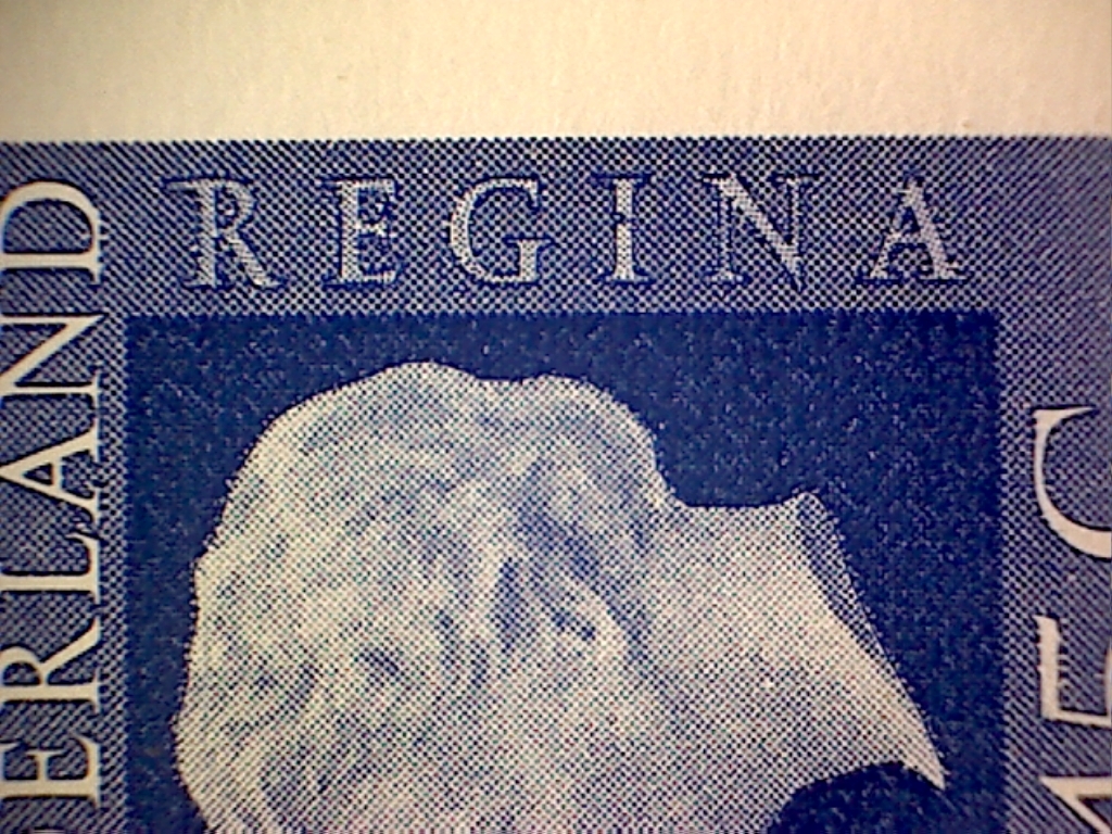 Plaatfout b4; stip in Ï" van Regina. Zowel bij Pb16a als Pb16b.